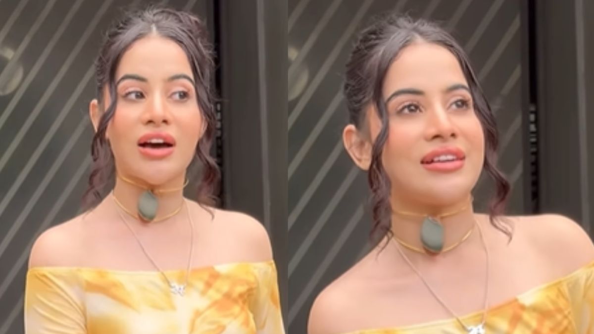 urfi-javed-gets-mad-at-paps-scolds-team-saying-mera-bahot-dimaag-kharab-ho-raha-hai-watch-viral-video
